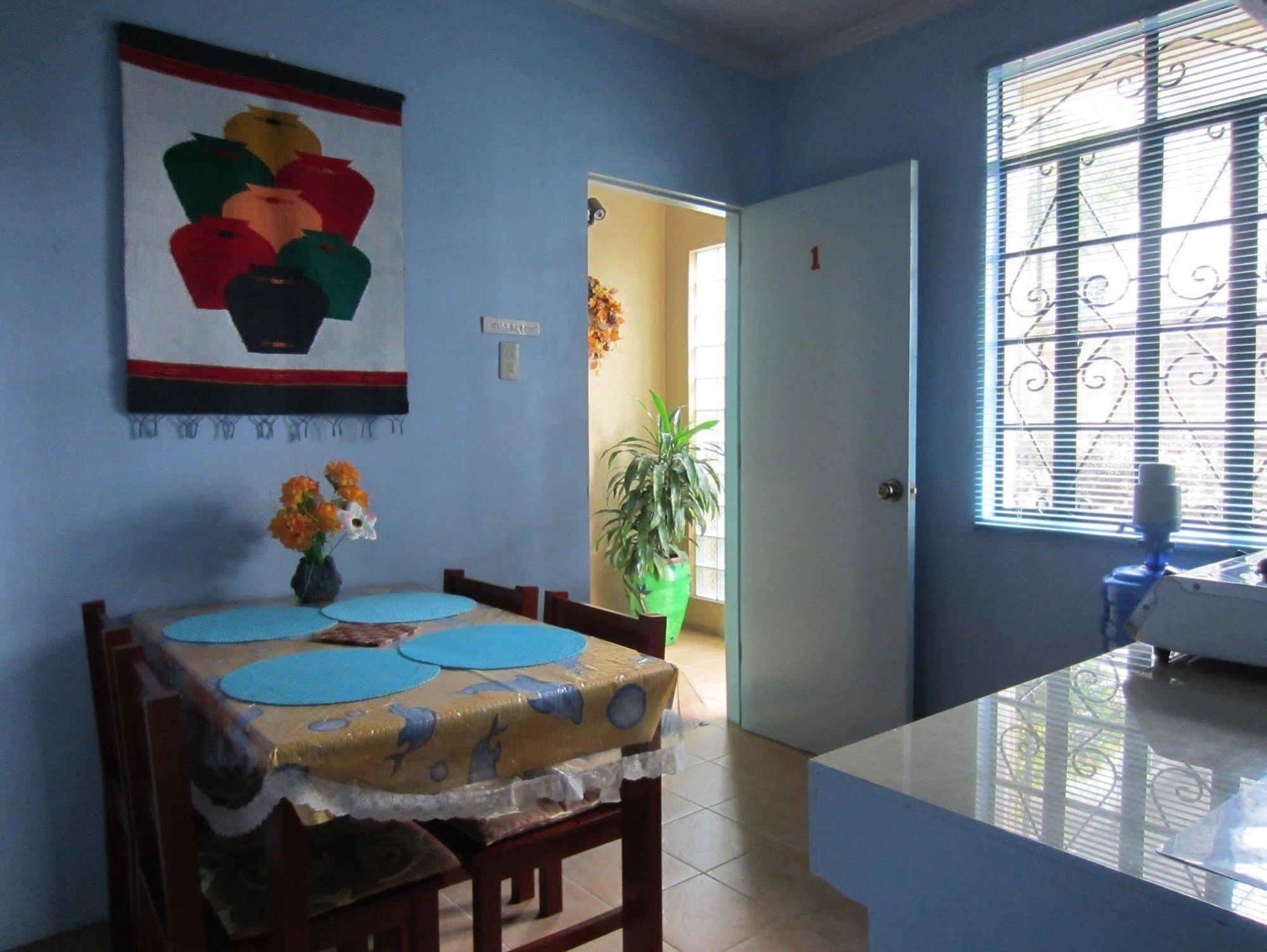 Lyn'S Do Drop Inn Transient House Baguio City Екстер'єр фото